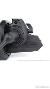 Kaprový naviják Sonik Xtractor Black 5000 – NOVÝ, sleva - 5