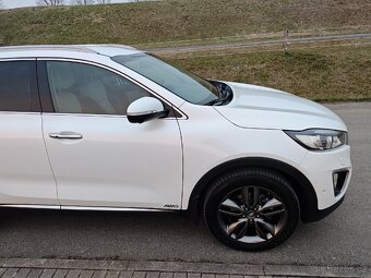 Kia Sorento - 5