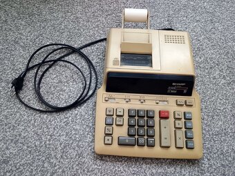 Starší stolní kalkulačka SHARP EL-2630L s tiskem - 5
