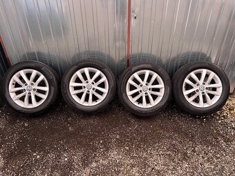 Originální letní alu sada VW 205/60R16, Pirelli 6mm - 5