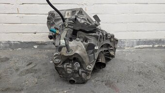 Převodovka Renault Clio Dacia Sandero JT4004 320107520R - 5