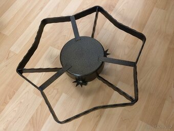 Velký celokovový vánoční stojan na stromeček - 5