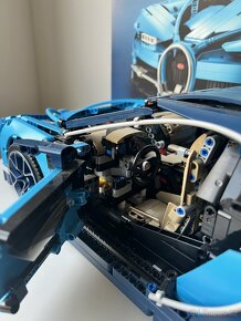 Bugatti Chiron LEGO Technic 42083 - 5