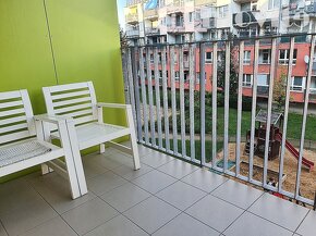Exkluzivně nabízíme na prodej prostorný byt 2+kk s balkónem  - 5