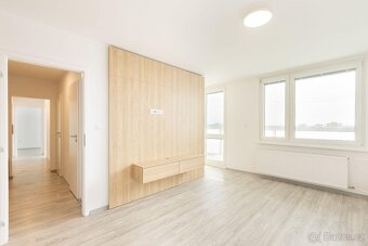 Prodej kompletně zrekonstruovaného bytu 3+kk Pardubice Polab - 5
