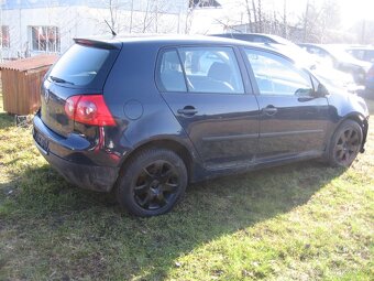 Prodám díly na VW Golf 5 1.4 55 KW R:V:2006 - 5
