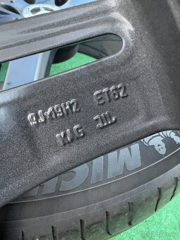 Originál alu kola Mercedes AMG GT R19 z W222 letní - 5