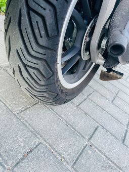 Vespa GTS 300 HPE r.v.2023 - 5