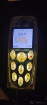 Nokia 3200 plně funkční ma CZ cena 400 Osobně Praha 2 p - 5