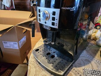 Funkční Kávovar DeLonghi - 5
