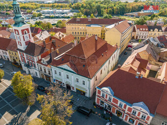 Prodej historického nájemního domu, 954 m², Slaný - 5
