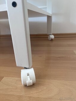 Přebalovací pult - 5
