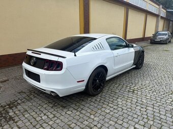 Ford Mustang 3,7 v6 63 tis km - 5