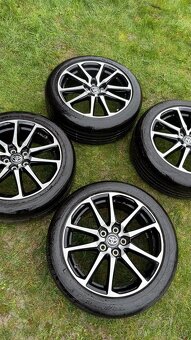 Letni komplety Yaris Cross - 5
