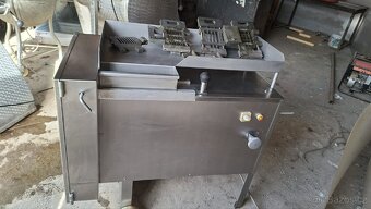 Holac – profesionální kostkovačka masa - 5