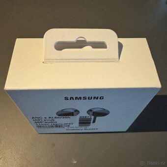 Bezdrátová sluchátka Samsung Galaxy Buds3 (SM-R530) - 5
