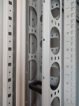 Racková skříň 45U - 5