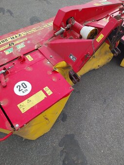 Čelní rotační bubnová sekačka Žtr 285 - 5