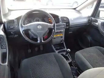 Opel Zafira 1.8 benzín 7 míst nová stk - 5
