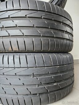 Orig. VW Golf R 5x112 Letní 235/35/19 - 5