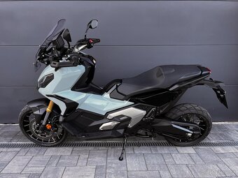 Honda X-adv 750 10/2024 - 5