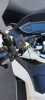 Honda PCX 125 .2023.najeto 17400km - 5