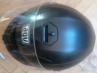 Prodám krásnou zachovalou silniční helmu agv K-5 - 5