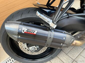 Yamaha FZ8 - 5