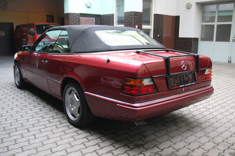 Mercedes Benz 124 300 CE 24V Cabrio - 5
