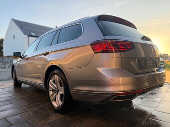 Volkswagen Passat Elegance 2.0TDI ALCANTARA KAMERA MATRIX - 5