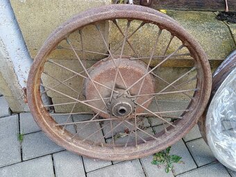 Kola Jawa 500 OHC 01, 00 šnek - 5