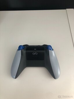 Xbox One X 1TB - Gears of War 5 Limited Edition - 5