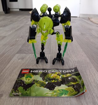 LEGO HERO FACTORY - 5