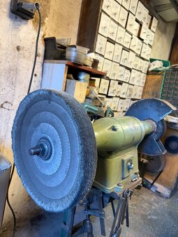 Dvojkotoučová leštička / bruska AEG - 5