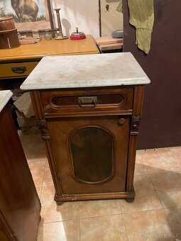 Starožitný nábytek k renovaci - 5