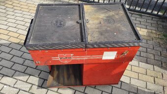 Autodílenský pracovní box - 5