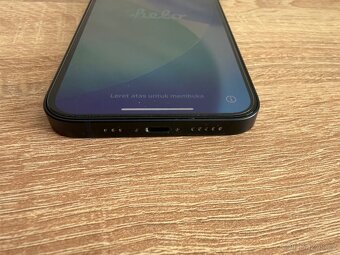 iPhone 13 128 GB – černá (Midnight) – 100 % baterie - 5