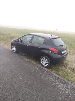 Peugeot 208 benzín - 5