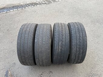 Letní pneu 215/70 R15 C 4mm 2021 - 5