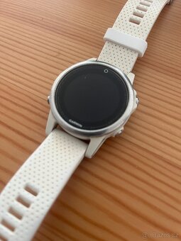 Garmin Fenix 5S - 5