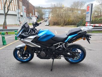 Suzuki GSX-S1000 GX - 5