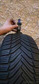 205/55/17 Michelin - zimní - pošlu poštou 1026. - 5