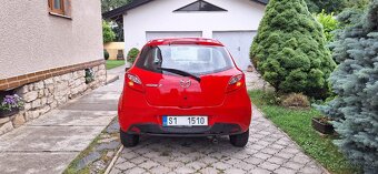 Mazda 2 - 5