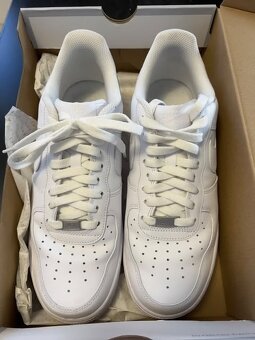 NIKE AIR FORCE 1 07 Velikost 44 - 5