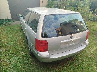 VW Passat B5 2.8 V6 syncro 142 kw - 5