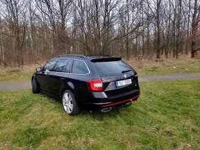 ŠKODA OCTAVIA 3 RS DSG- 2.0 TDI/135 kW - PANO KESSY ACC - 5