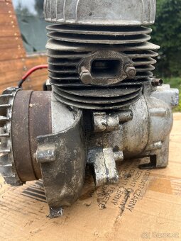 Prodám motor Manet 125 skůtr Tatran funkční - 5