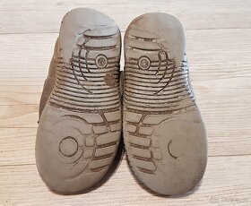 Celoroční boty značky Santé - vel. 27 - 5