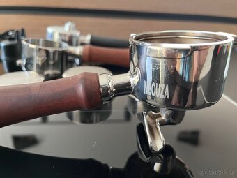 Delonghi Dedica EC685 + mlýnek Graef - 5