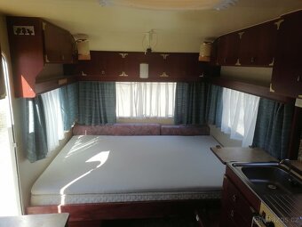 Karavan Wilk, Kuchyňka, Topení - 5